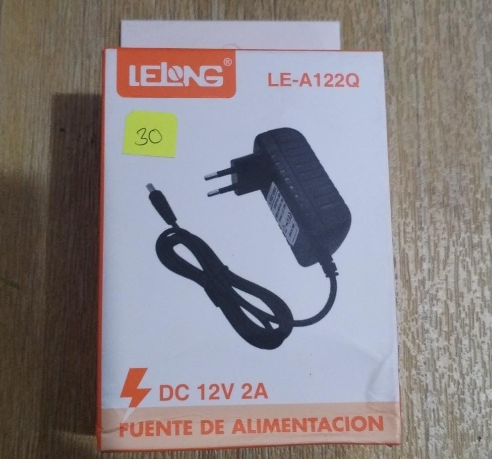 adaptador fuente cargador 12v lea122q