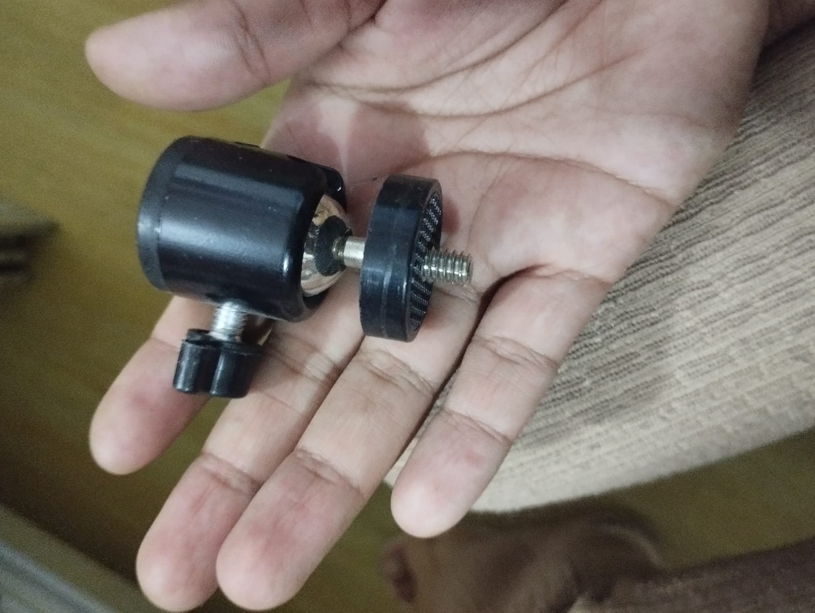 audifono ewtto con cable metalico eta2407m 6925871624077