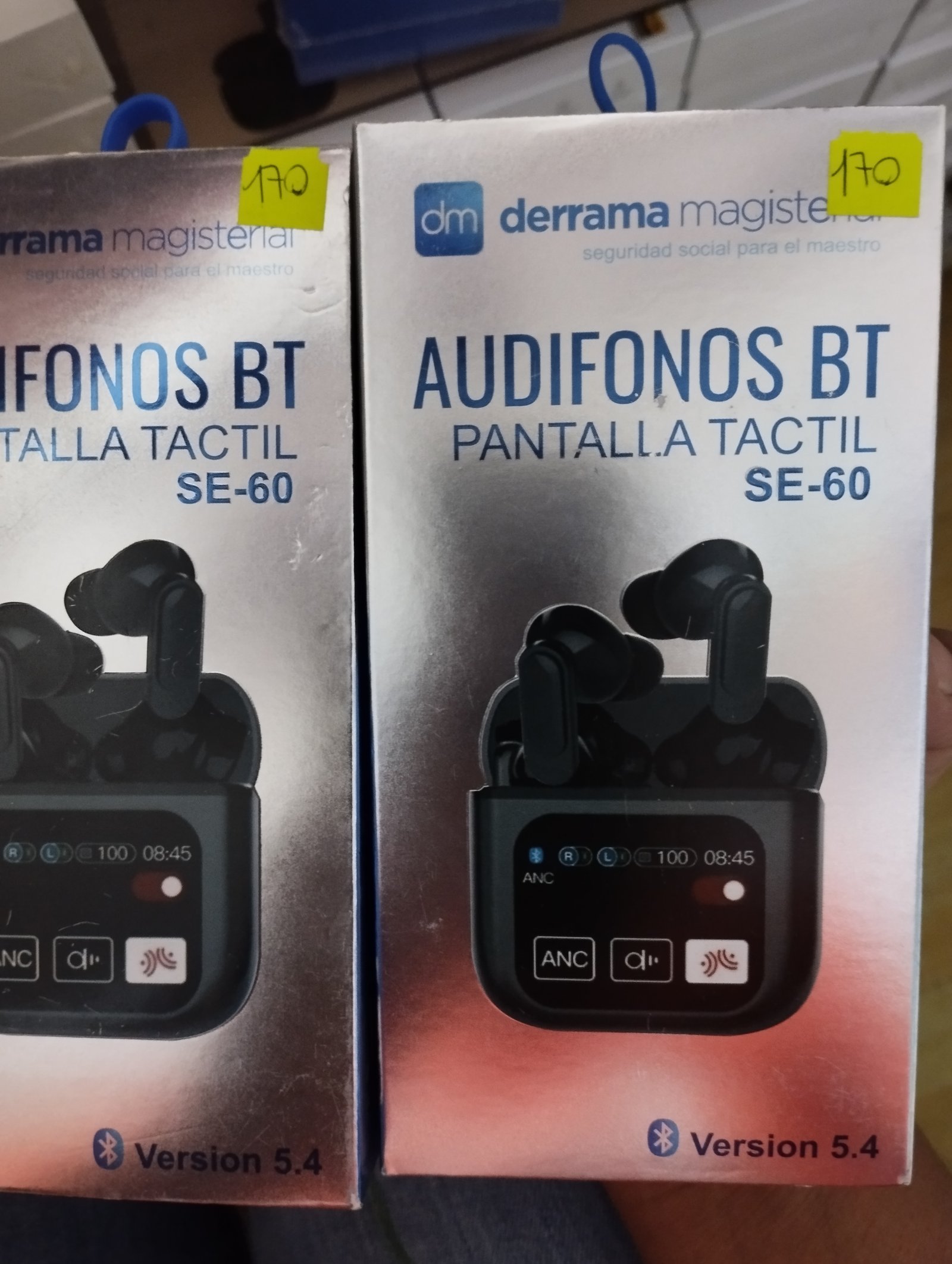 Se60 audífonos inalámbricos con pantalla 