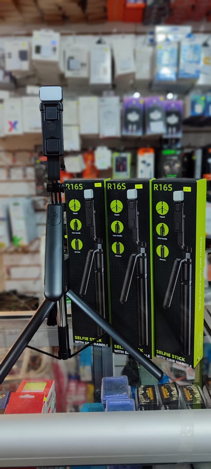 tripode con luz y control r16s